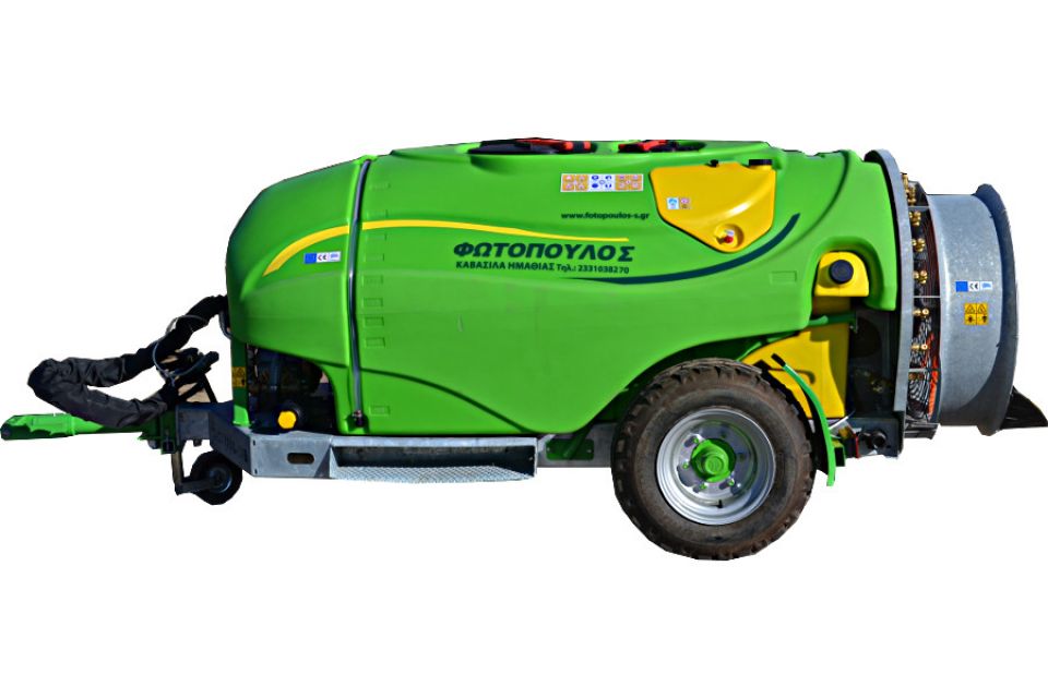 Ψεκαστικό -Τουρμπίνα ψεκασμού 2,2t με σπαστό τιμόνι έλξης