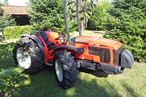 Μεταχειρισμένο τρακτέρ Antonio Carraro 100hp